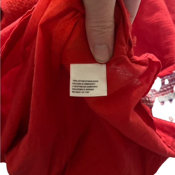 ✨ 3/$15 ✨ Old Navy Large Red Embroidered Skirt - Picture 4 of 6